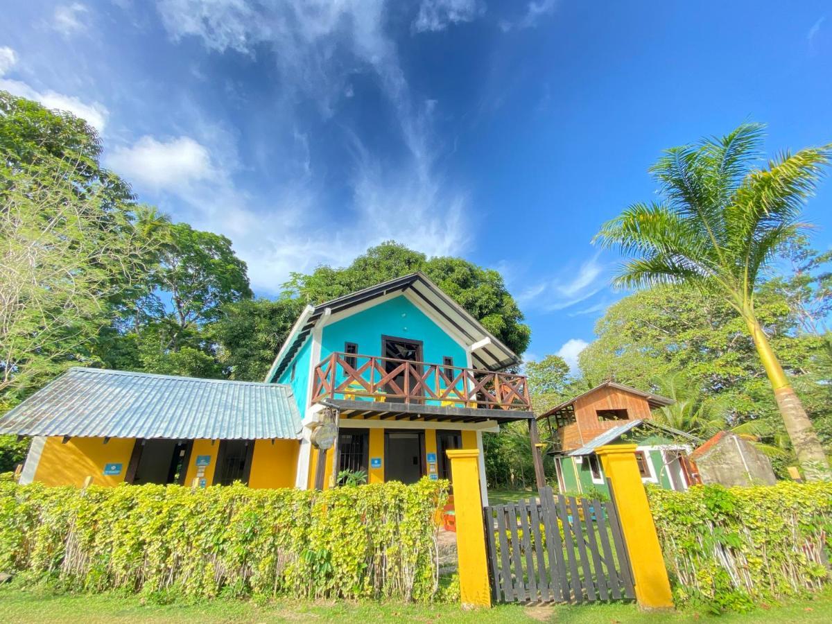 Hostal Portal Del Sol Capurganá Exterior foto